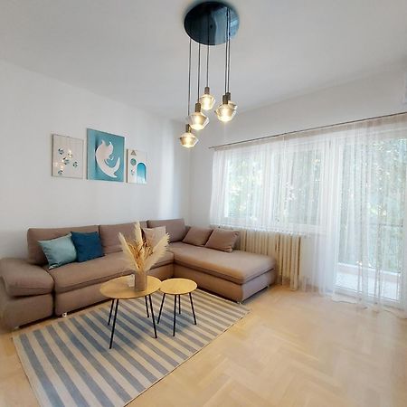 The Circle Apartment Szkopje Kültér fotó